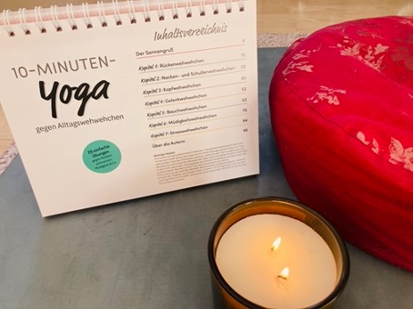 Kristin Peschutter: 10-Minuten-Yoga gegen Alltagswehwehchen.